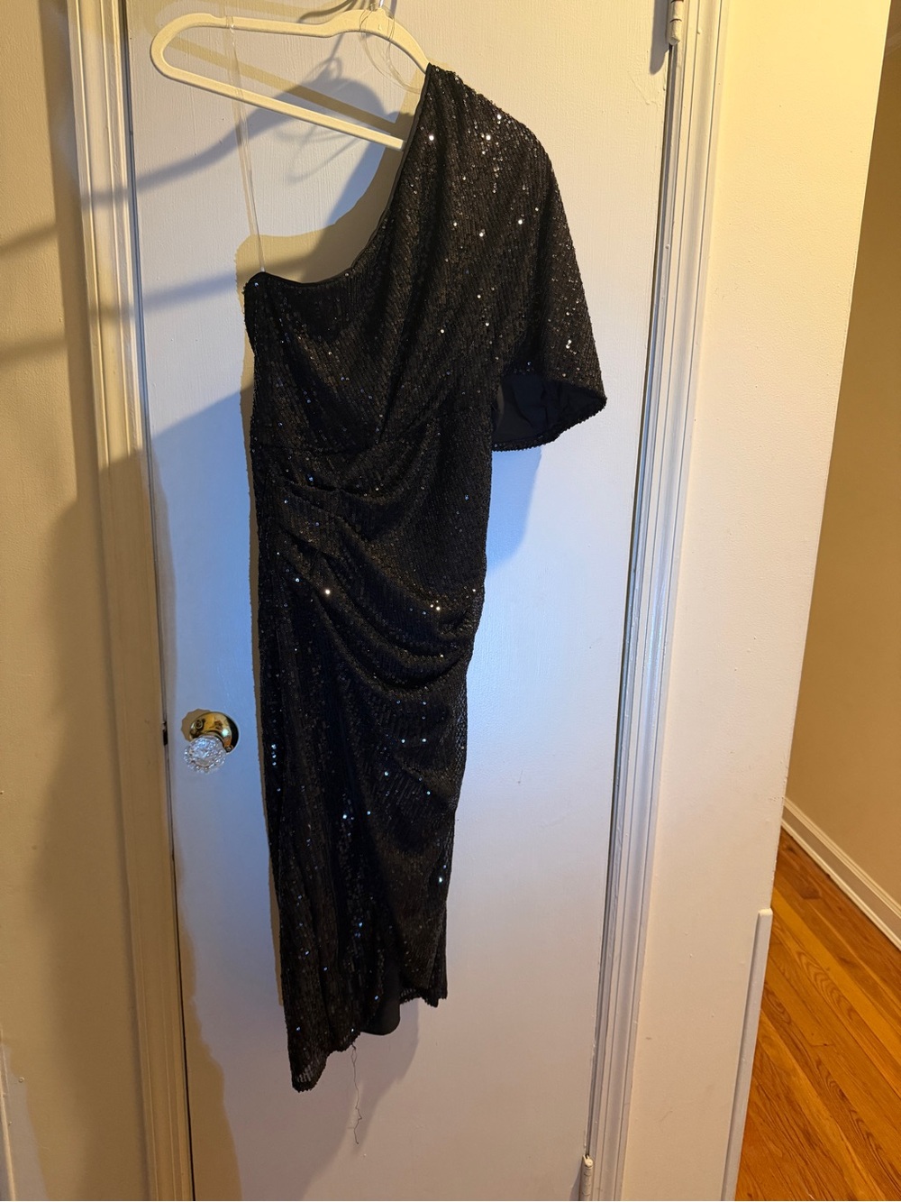 DO+BE Black One-Shoulder Sequin Dress with Draped Silhouette